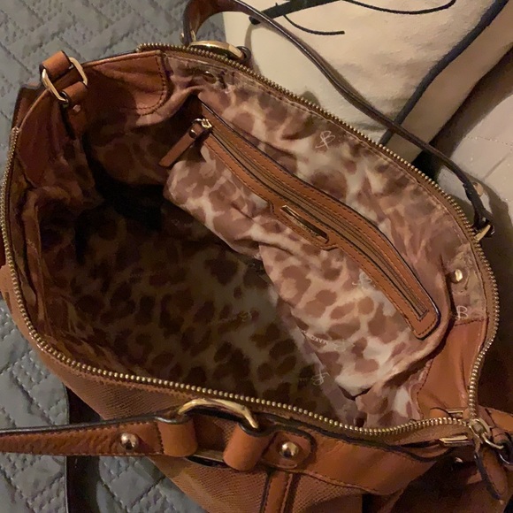 Such a gorgeous satchel bag !! - Picture 2 of 4